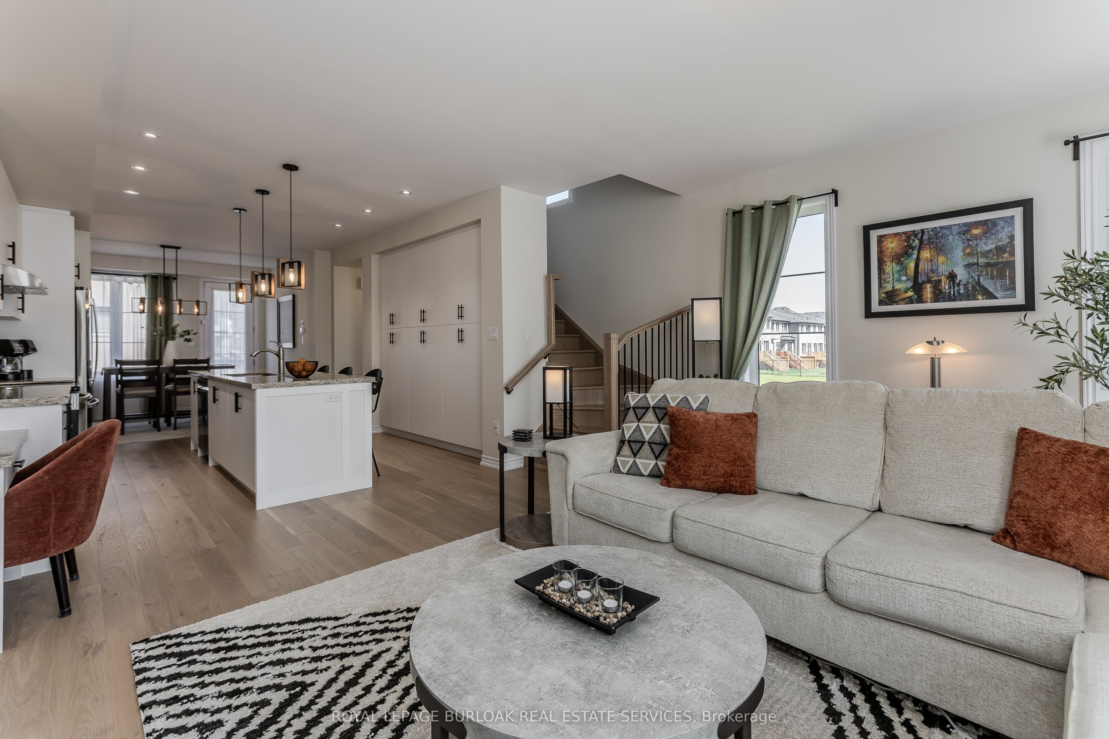 1401 Almonte Drive