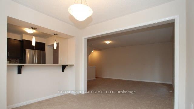 1055 Haxton Heights