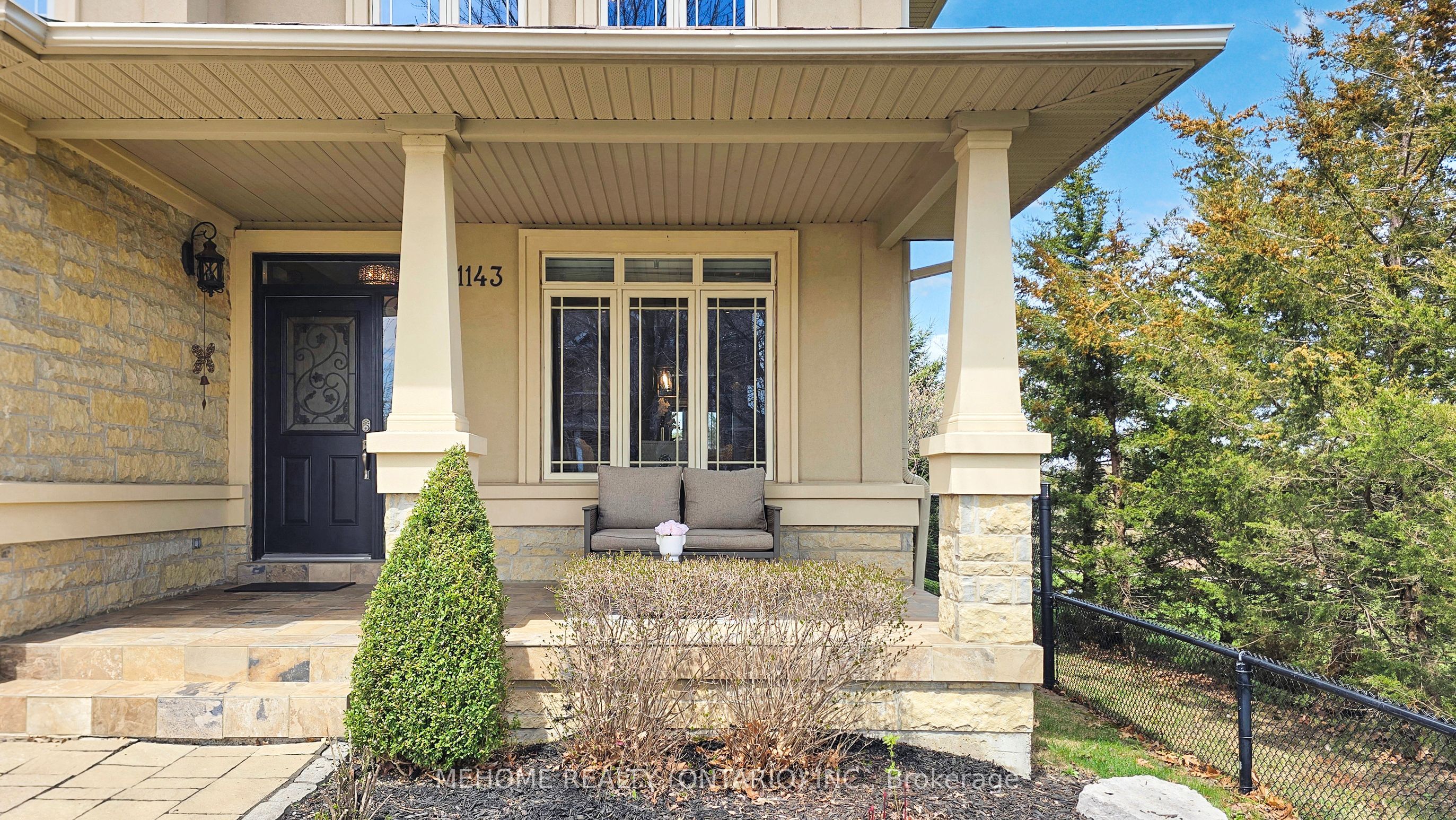 1143 Quaker Trail