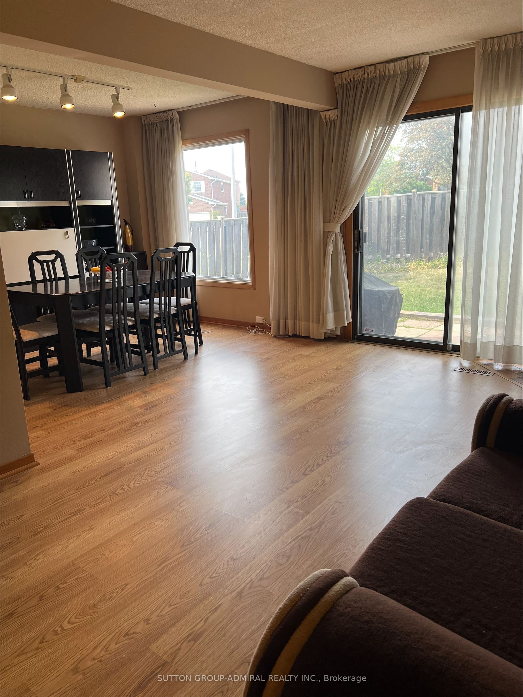 14 Prairie Dunes Place