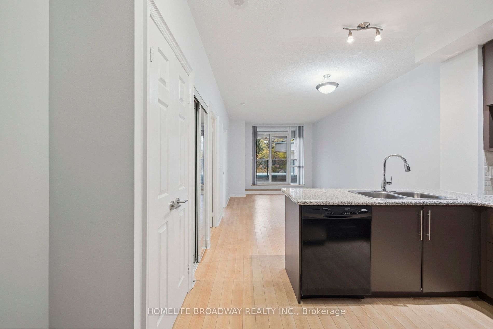 23 Cox Boulevard 253