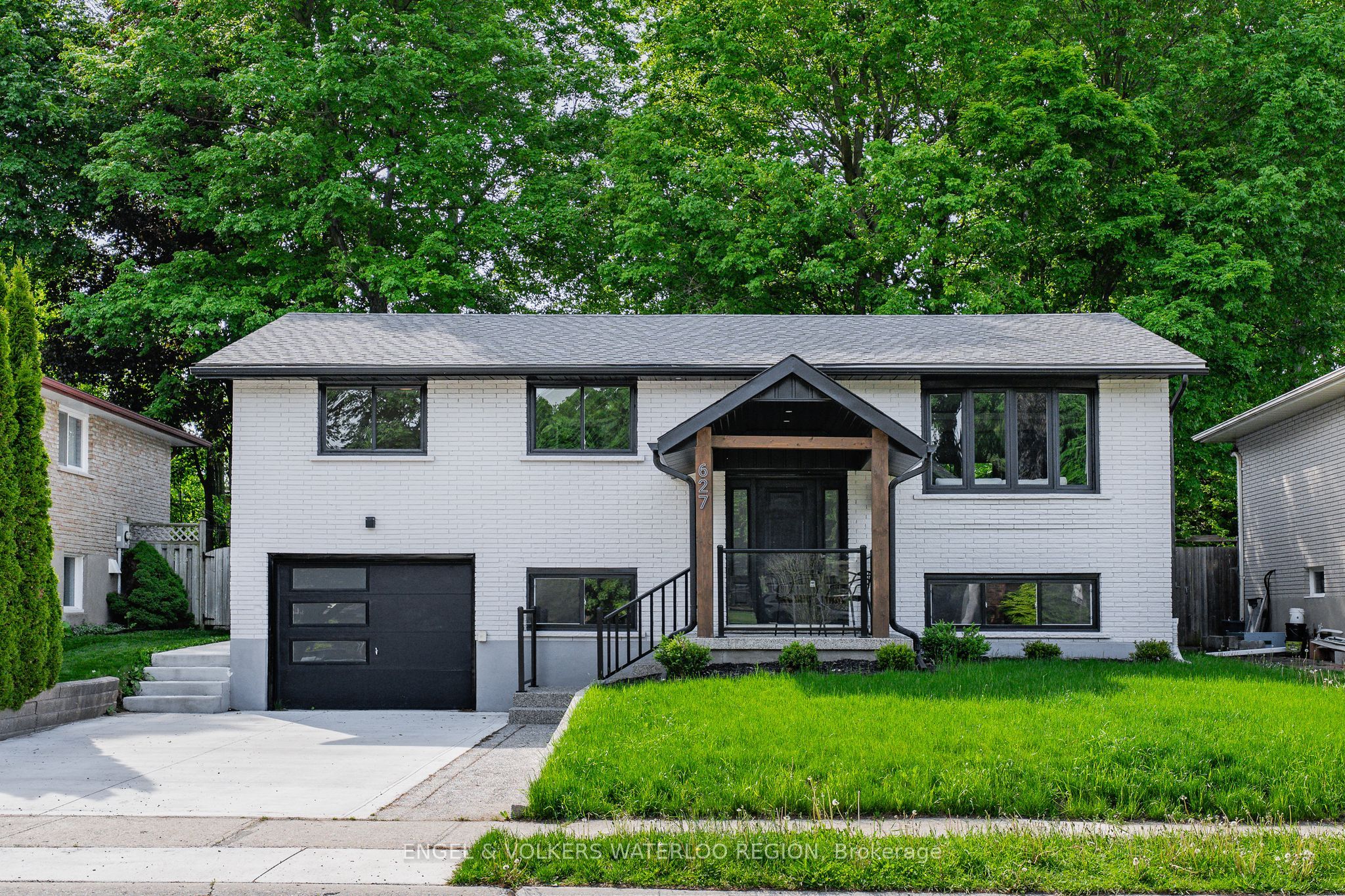 627 Glen Forrest Boulevard
