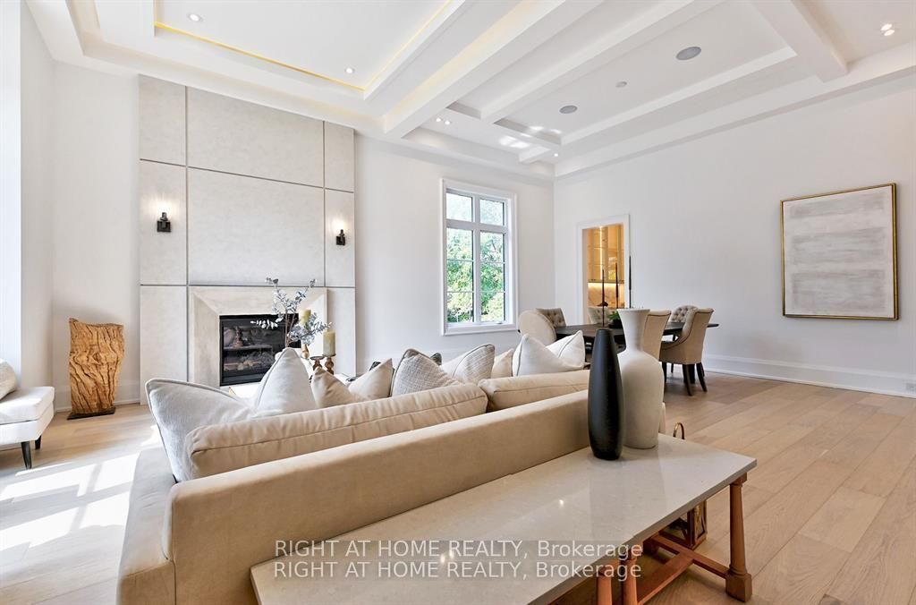 Photo of 27 Hurlingham Crescent, Toronto, ON M3B 2P9 (MLS # C13070884)