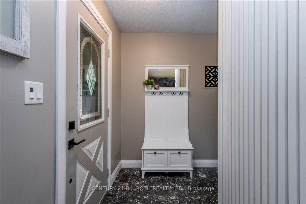 Photo of 4049 Bayview Avenue, Ramara, ON L3V 6H7 (MLS # S12934796)