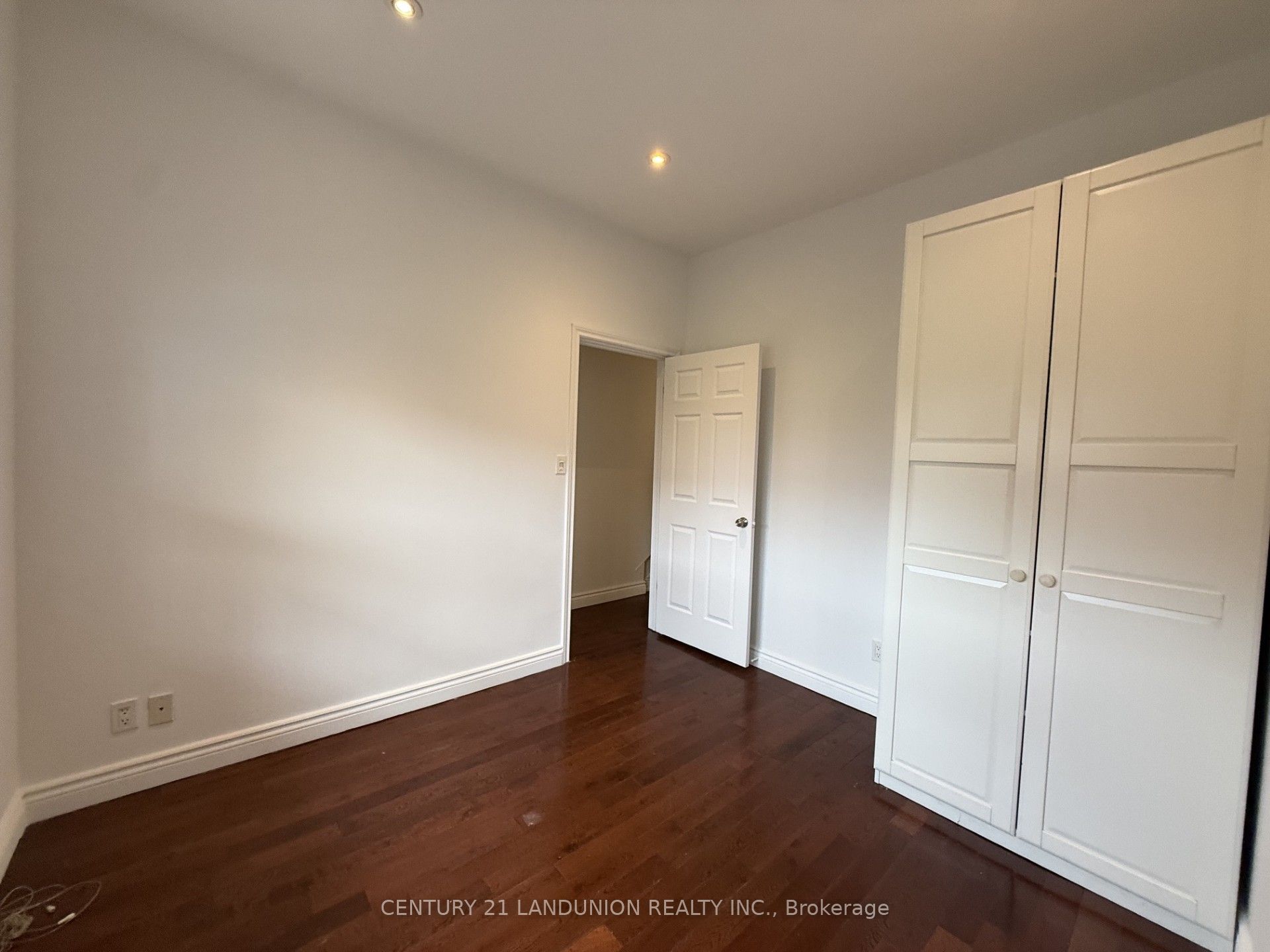 457 Ossington Avenue