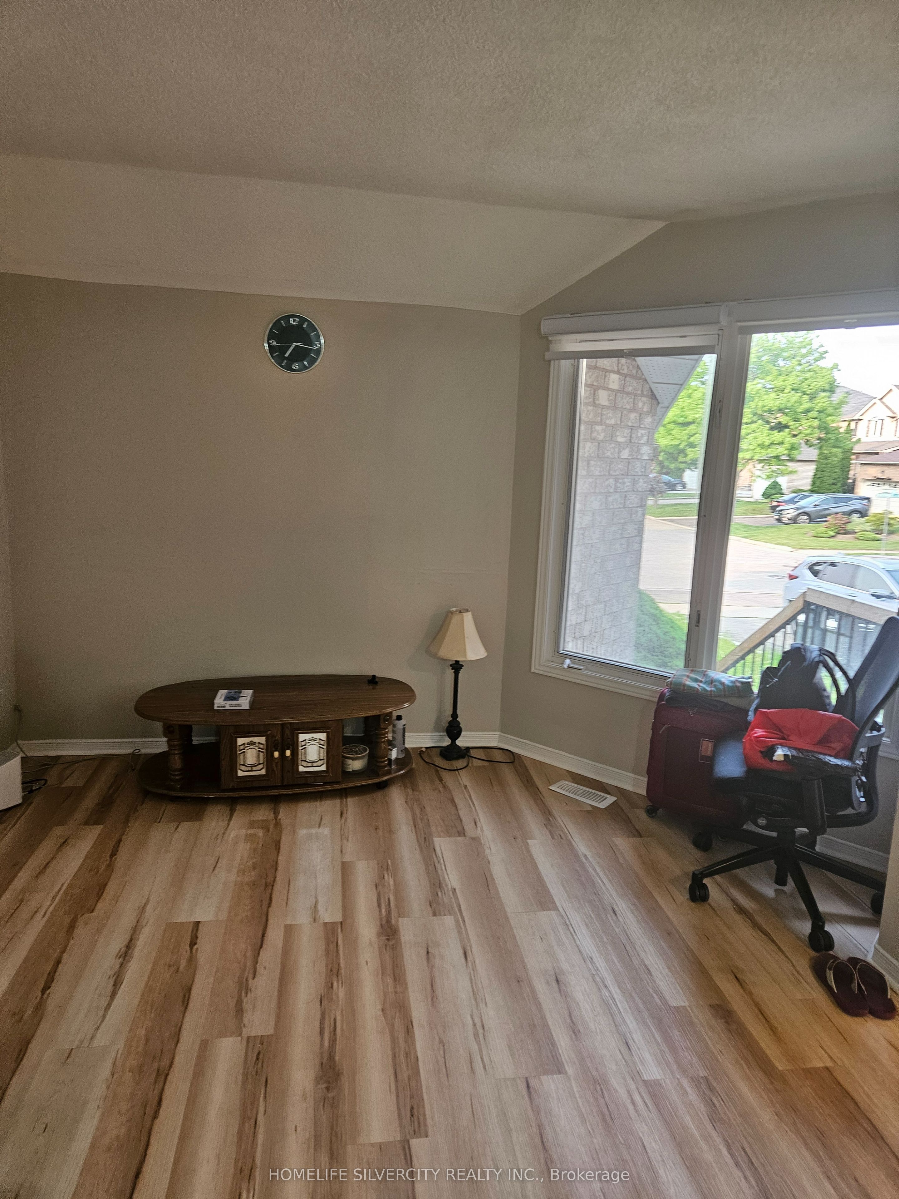 81 Beaconsfield Avenue