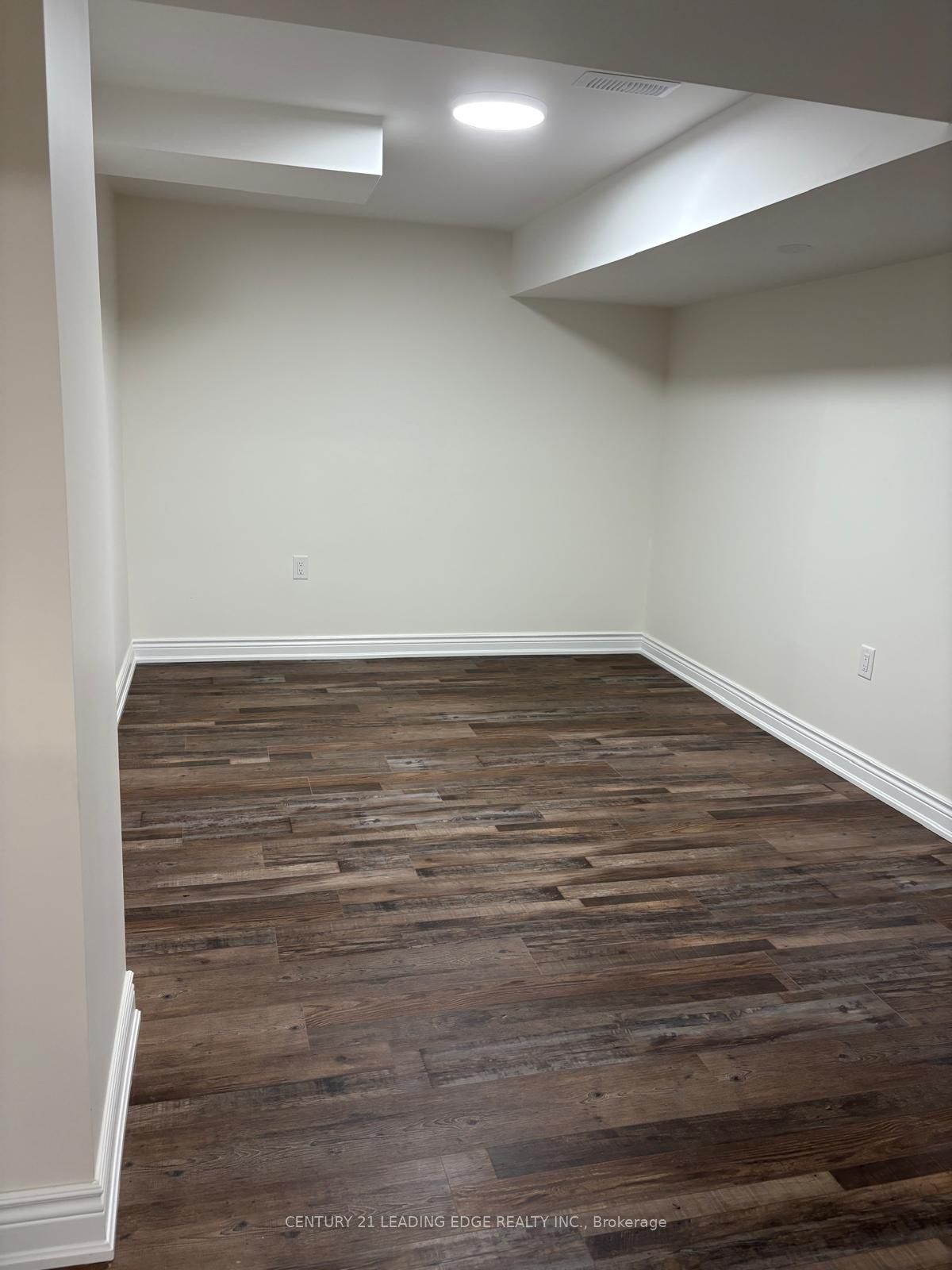 968 Summerbreeze Court