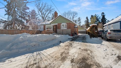 1032 Cedarwood Place Burlington ON L7T 3J3