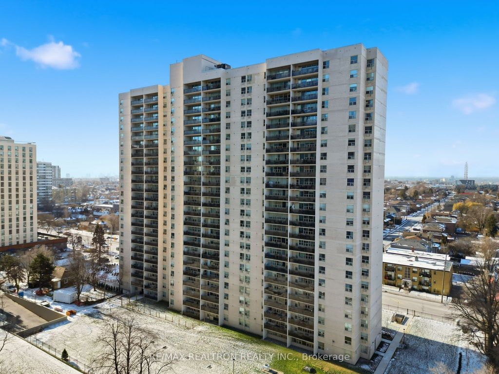 Photo of 155 Marlee Avenue #909, Toronto, ON M6B 4B5 (MLS # W12634320)