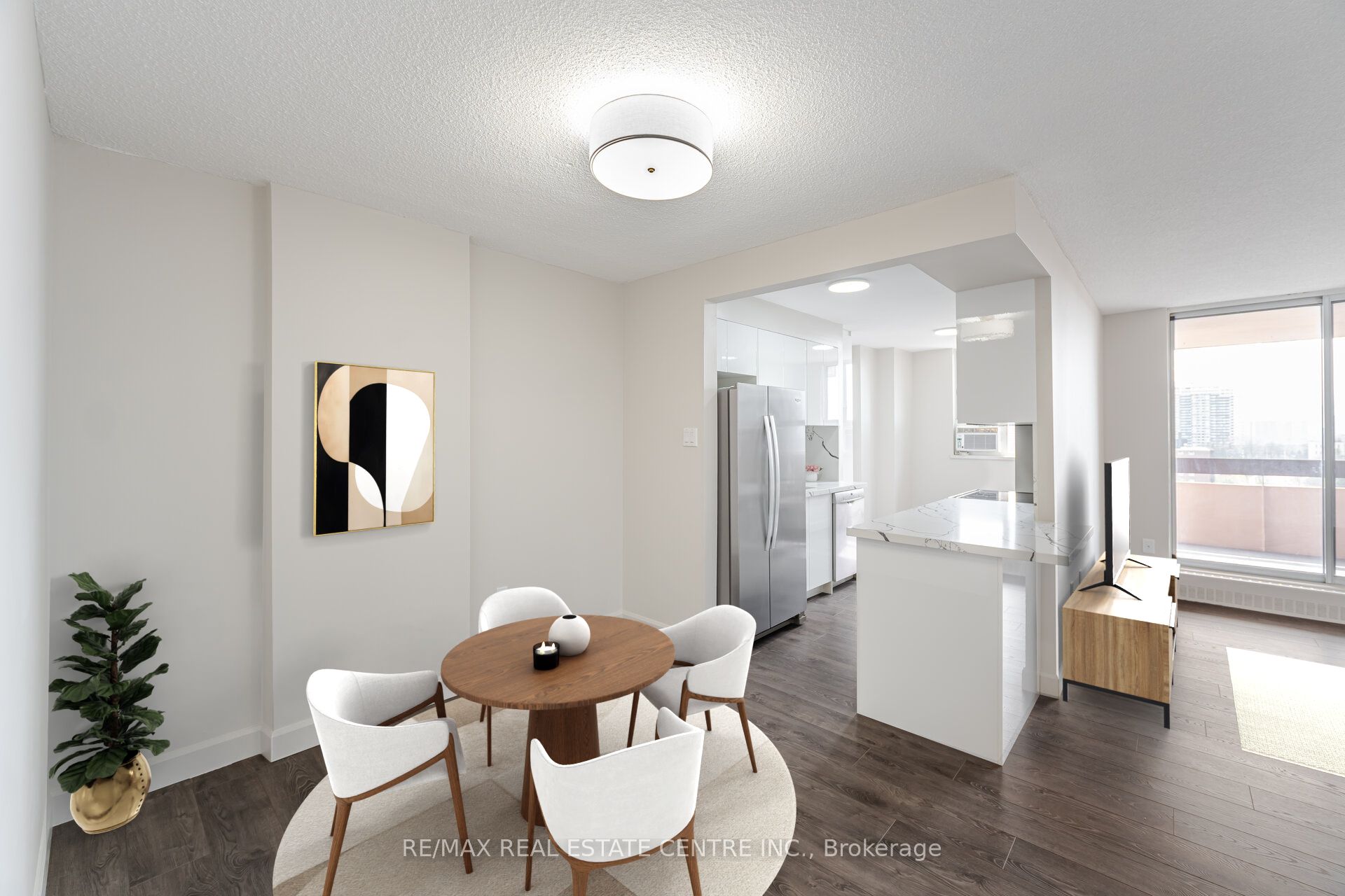 1615 Bloor Street 1111