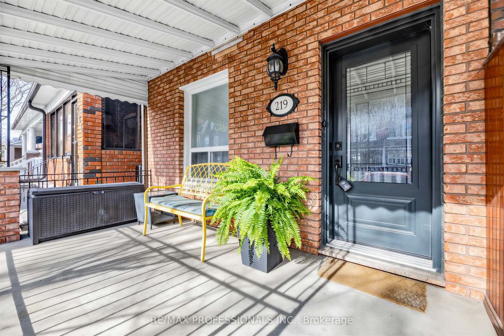 Photo of 219 St Helen's Avenue, Toronto, ON M6H 4A2 (MLS # C13062636)