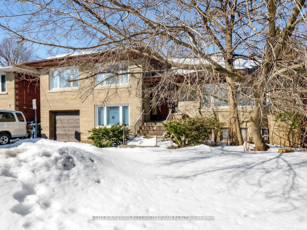 Photo of 14 Frontenac Avenue, Toronto, ON M5N 1Z5 (MLS # C13227190)