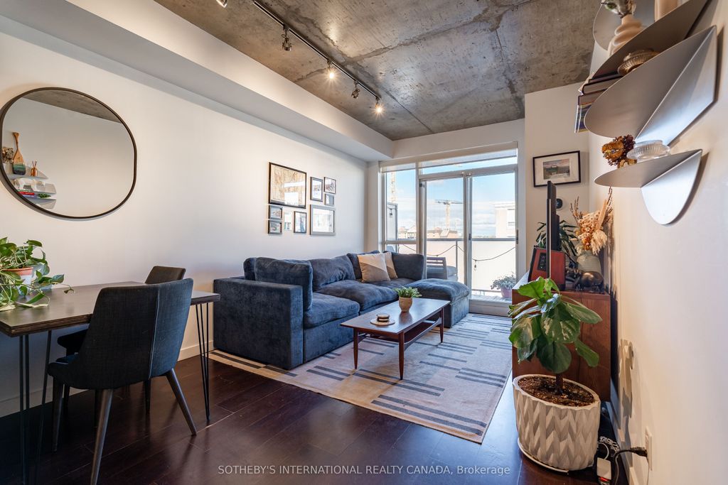 Photo of 1005 King Street W #810, Toronto, ON M6K 3M8 (MLS # C12486015)