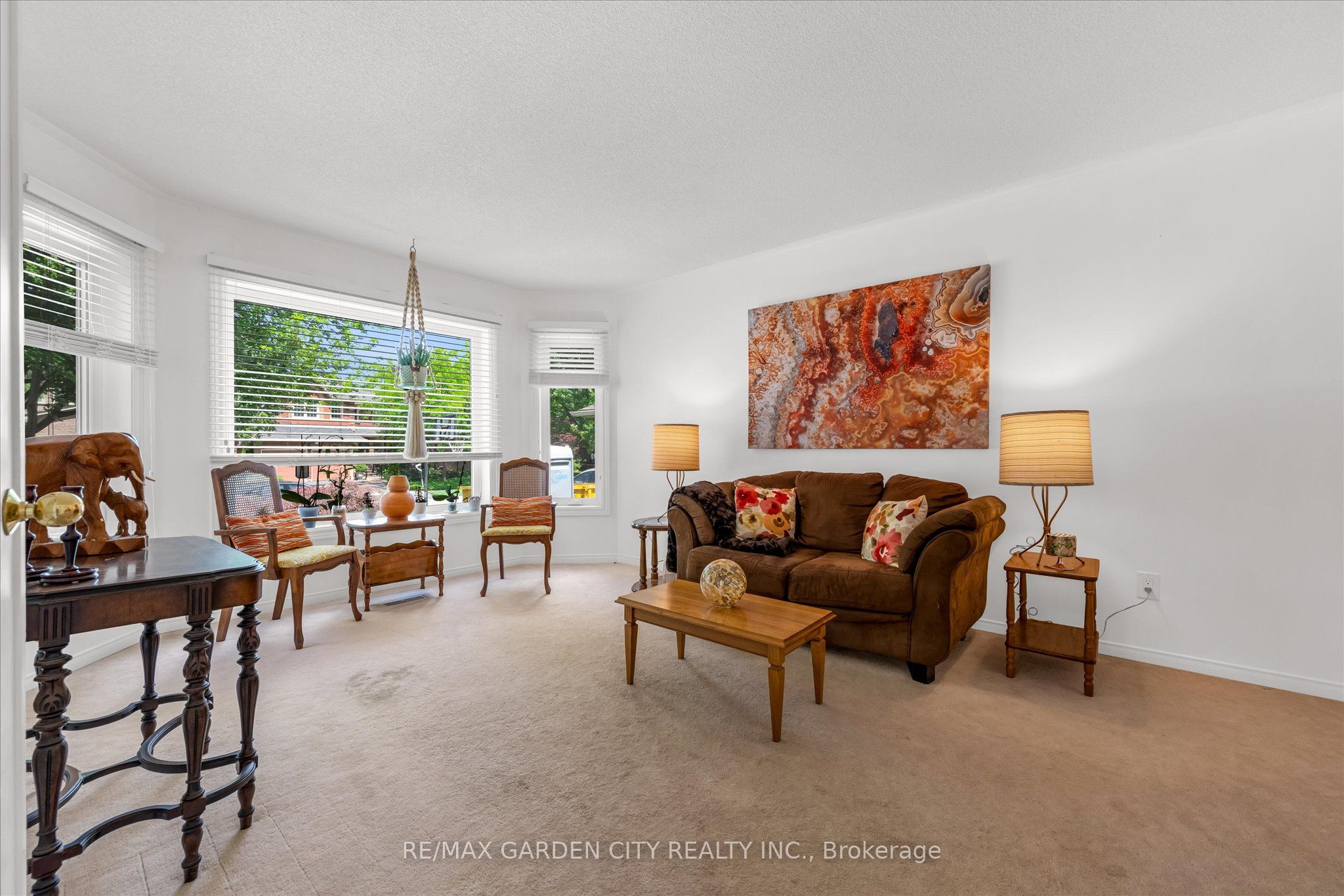 1364 Tinsmith Lane