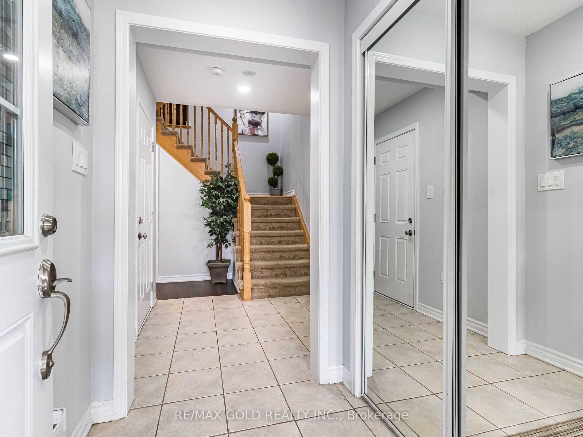 98 Bannister Crescent