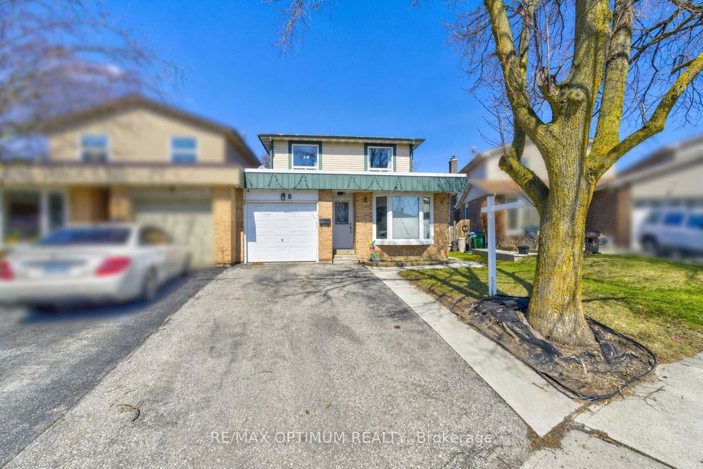 Photo of 8 Joanne Court, Brampton, ON L6Y 2J8 (MLS # W12978118)