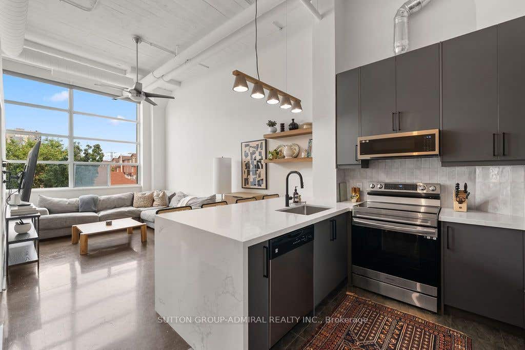 Photo of 1001 Roselawn Avenue #124, Toronto, ON M6B 4M4 (MLS # W13619408)