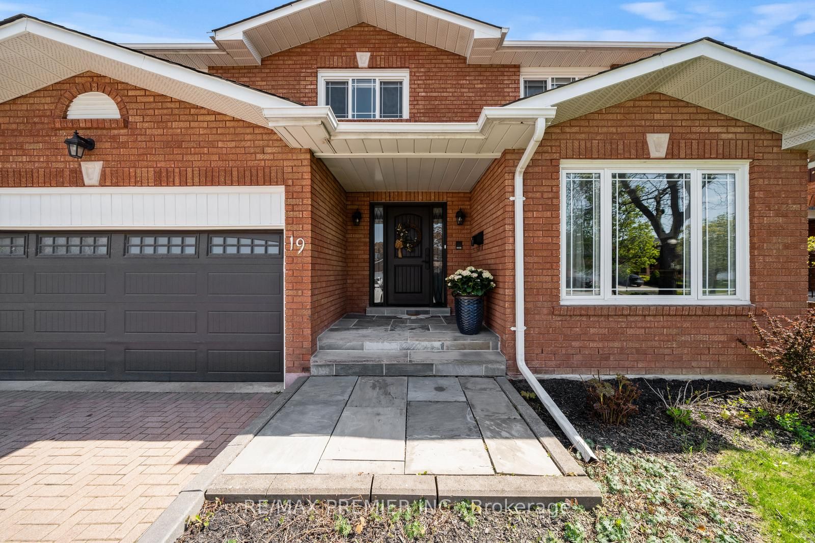 19 Claudia Avenue