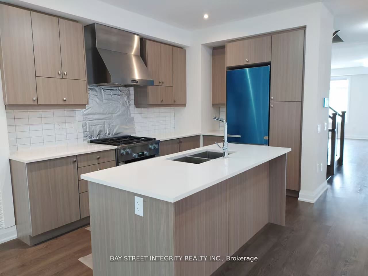 61 Harold Lawrie Lane