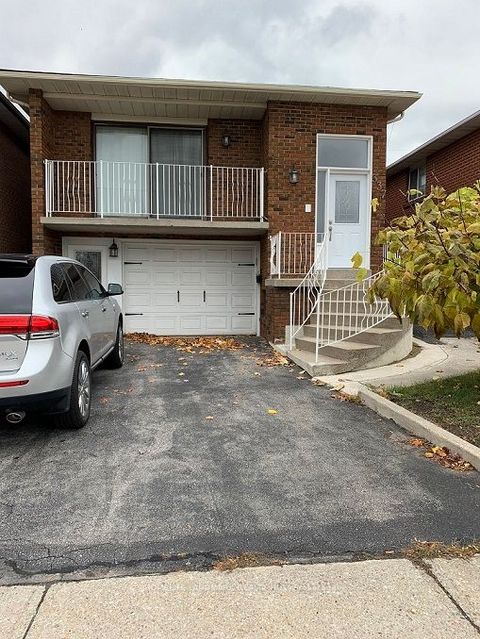 337 Glen Shields Avenue Gr & Bsmt Vaughan ON L4K 1T4