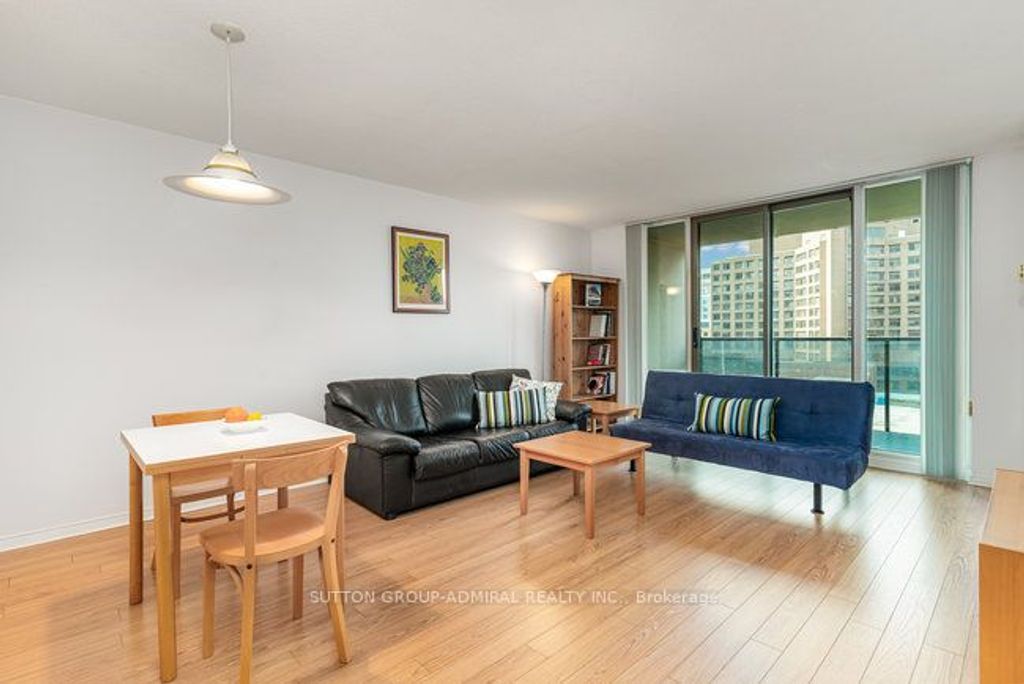 Photo of 750 Bay Street #1108, Toronto, ON M5G 1N6 (MLS # C12091038)