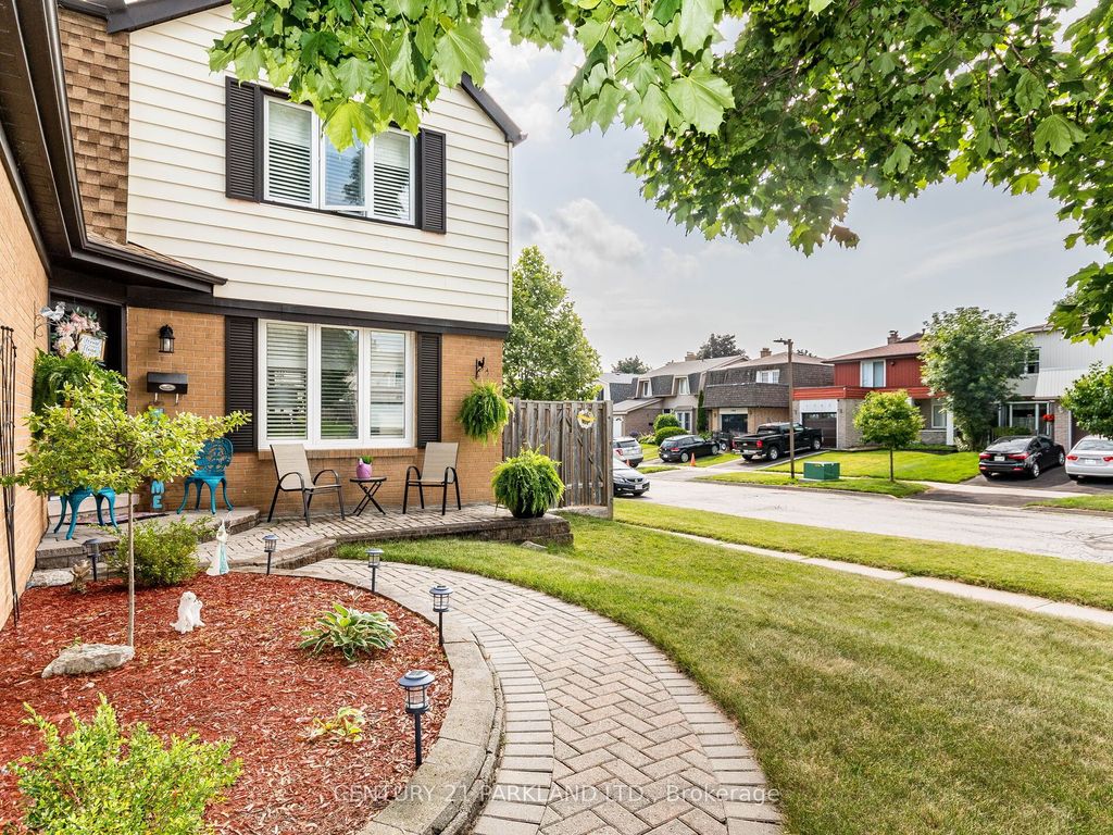 Photo of 1773 Meadowview Avenue, Pickering, ON L1V 3G7 (MLS # E12706688)