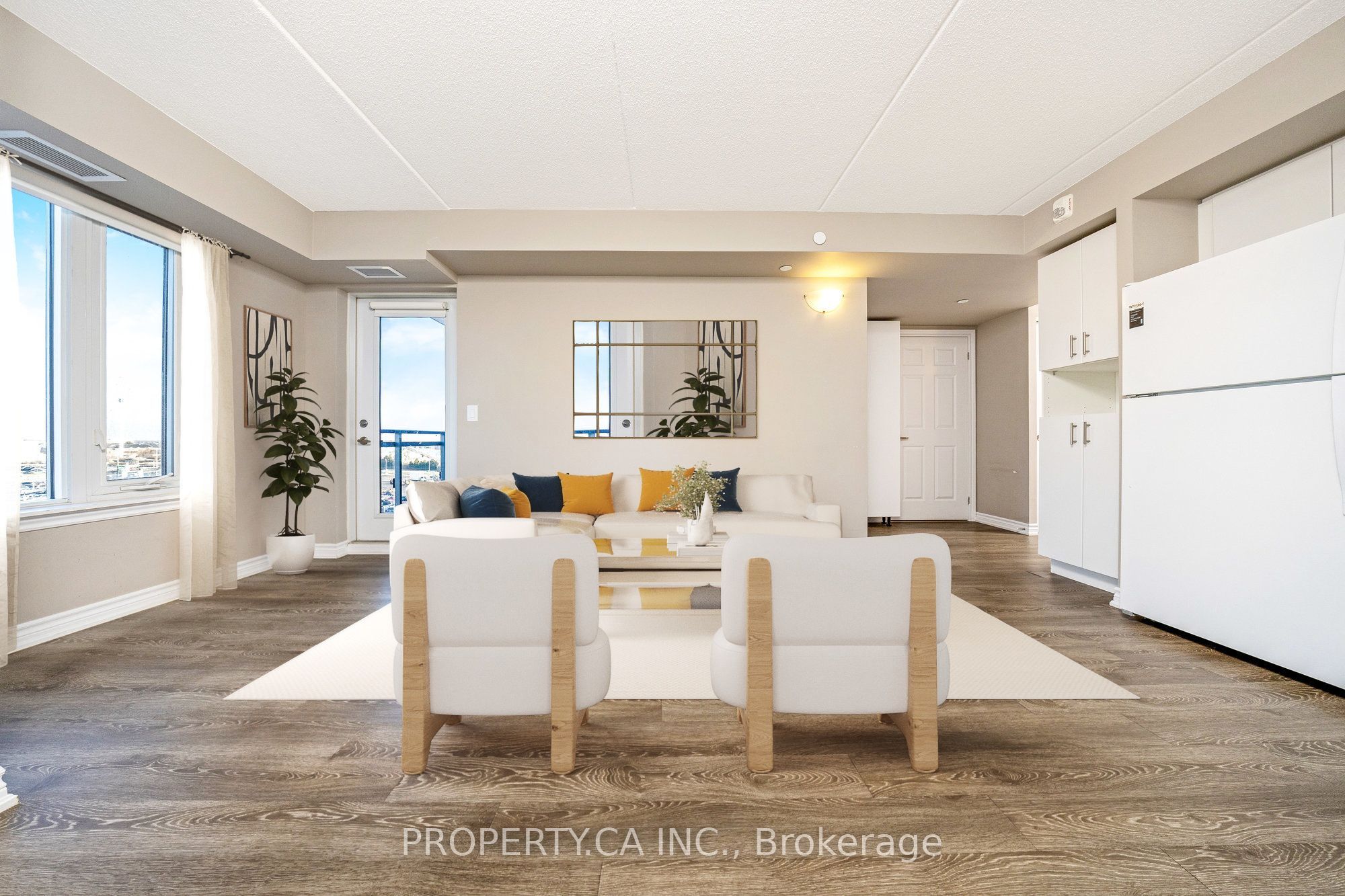 716 Main Street E 602