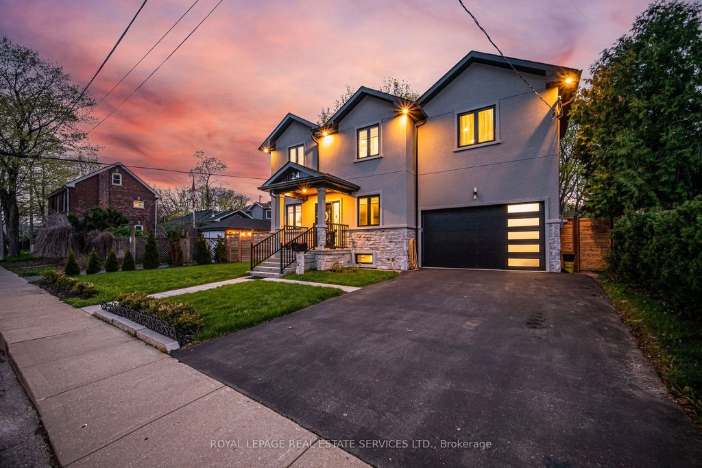 Photo of 24 Peel Street N, Hamilton, ON L9H 2Z9 (MLS # X13087230)