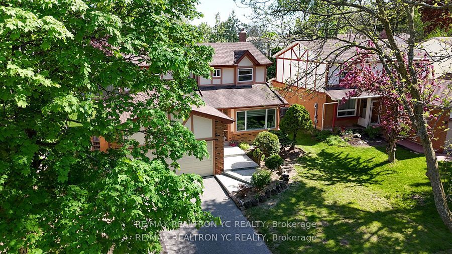 19 Breckonwood Crescent