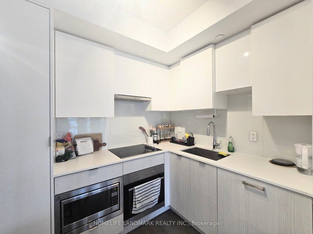 Photo of 99 Broadway Avenue #1011 Nt, Toronto, ON M4P 0E3 (MLS # C13784224)