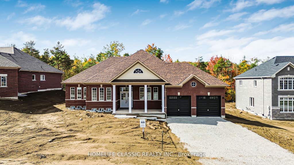 Photo of 74 Ruby Ridge, Oro-Medonte, ON L0L 2E0 (MLS # S13648262)