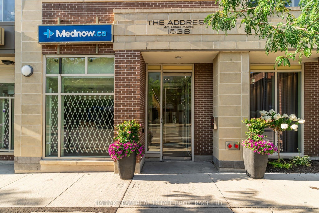 Photo of 1638 Bloor Street W #903, Toronto, ON M6P 0A6 (MLS # W13781794)