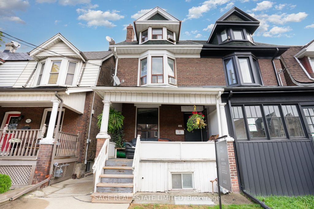Photo of 629 Ossington Avenue, Toronto, ON M6G 3T6 (MLS # C12420954)