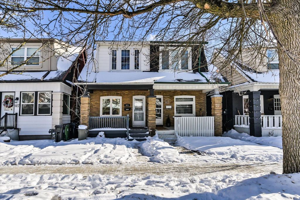 Photo of 925 Greenwood Avenue, Toronto, ON M4J 4C2 (MLS # E12777356)