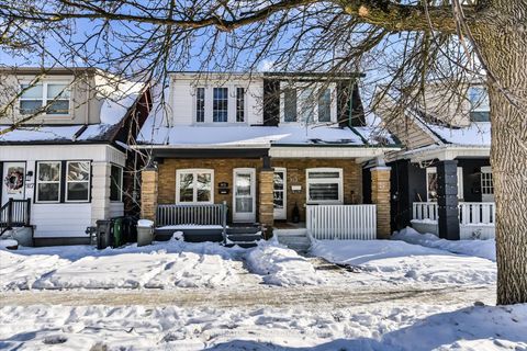 925 Greenwood Avenue Toronto ON M4J 4C2