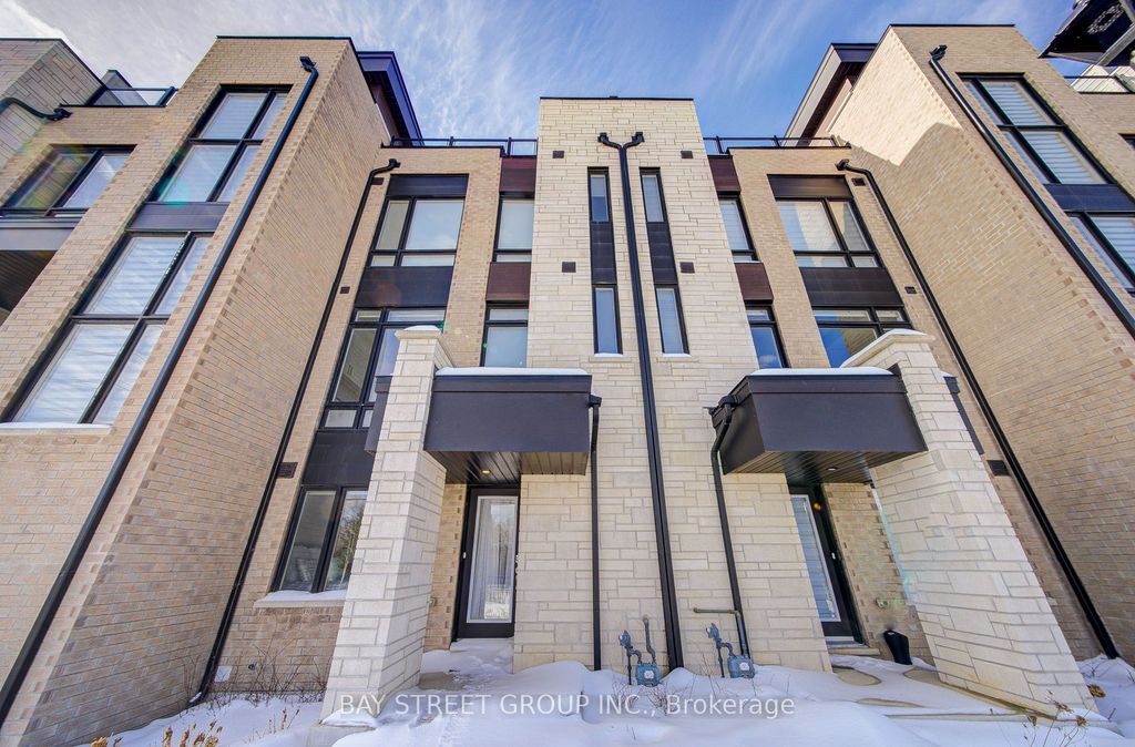 Photo of 51 Credit Lane, Richmond Hill, ON L4E 1G9 (MLS # N12810548)