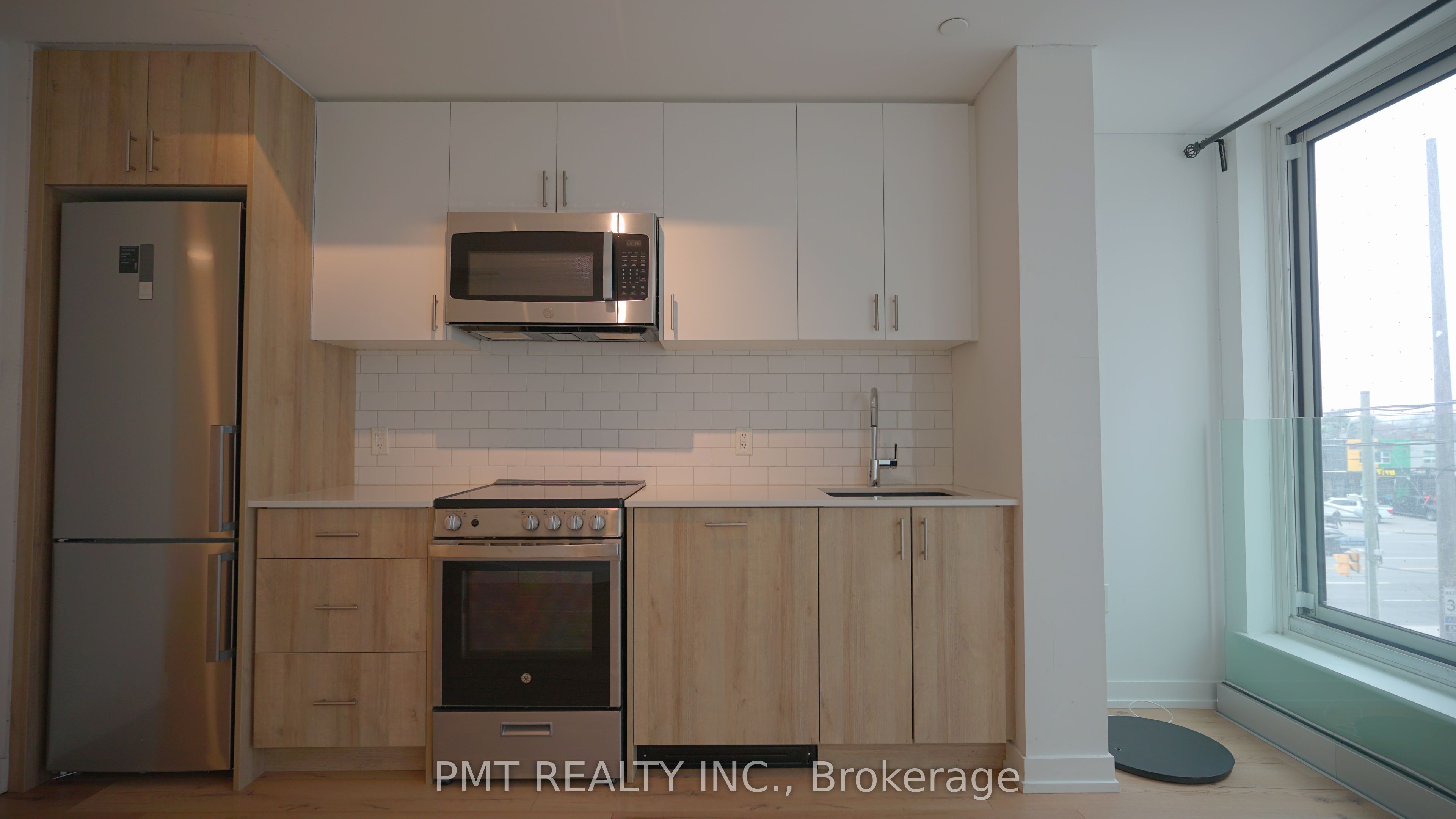 1195 The Queensway N/A 209