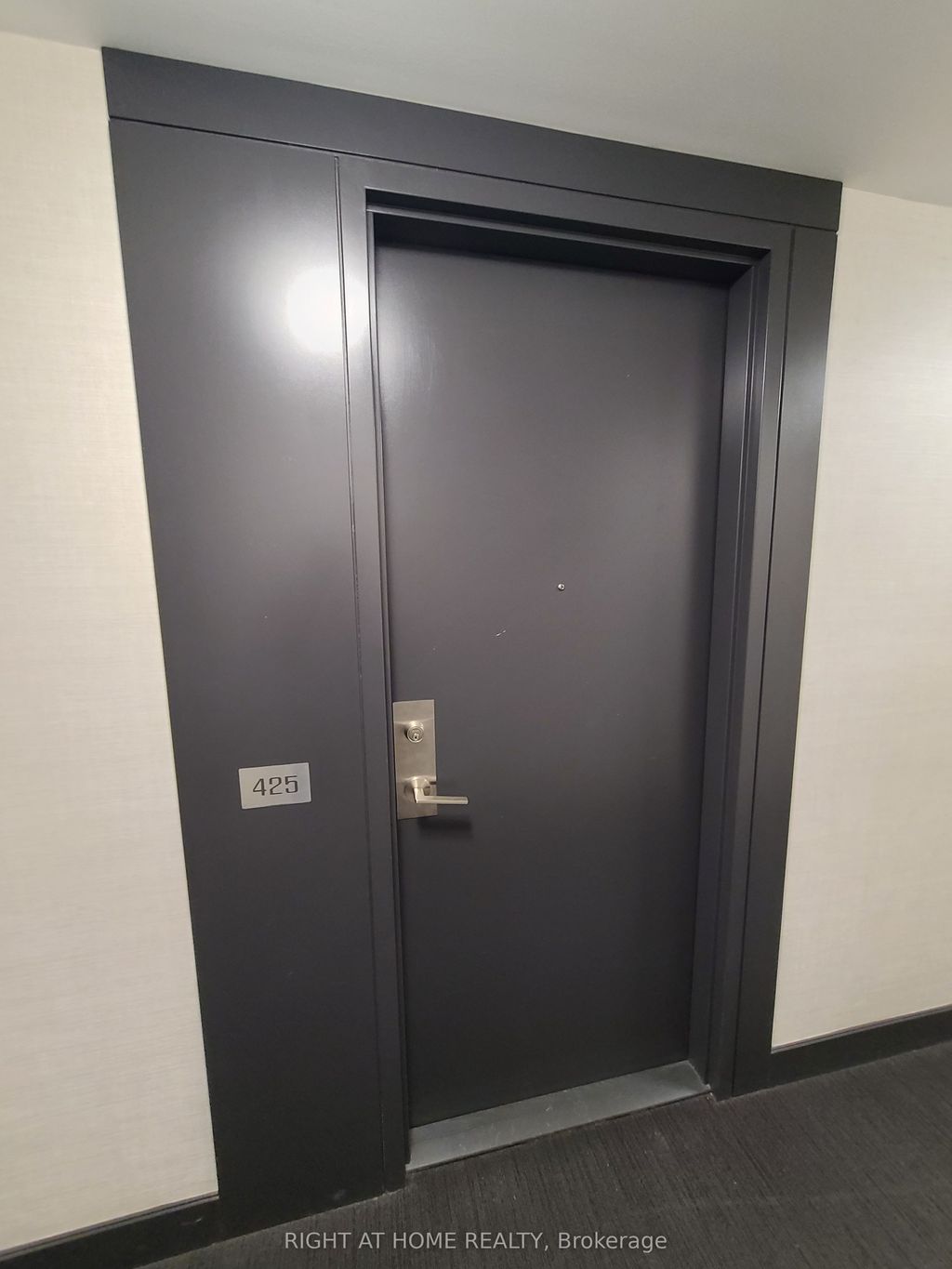 Photo of 377 Madison Avenue #425, Toronto, ON M4V 3E1 (MLS # C12796260)