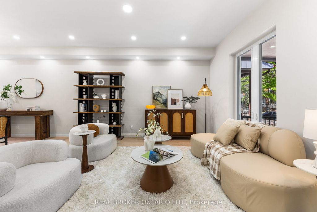 Photo of 806 Gladstone Avenue, Toronto, ON M6H 3J6 (MLS # W13215968)
