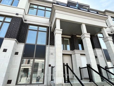 44 Armillo Place Markham ON L6E 0V4