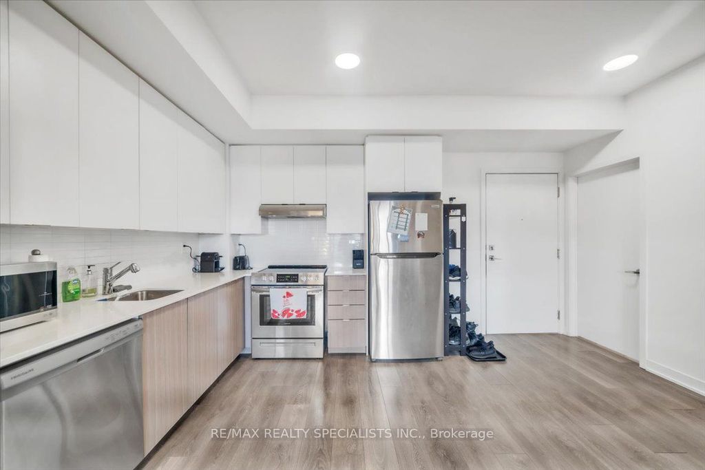 Photo of 120 Canon Jackson Drive #404, Toronto, ON M6M 0B8 (MLS # W12426653)