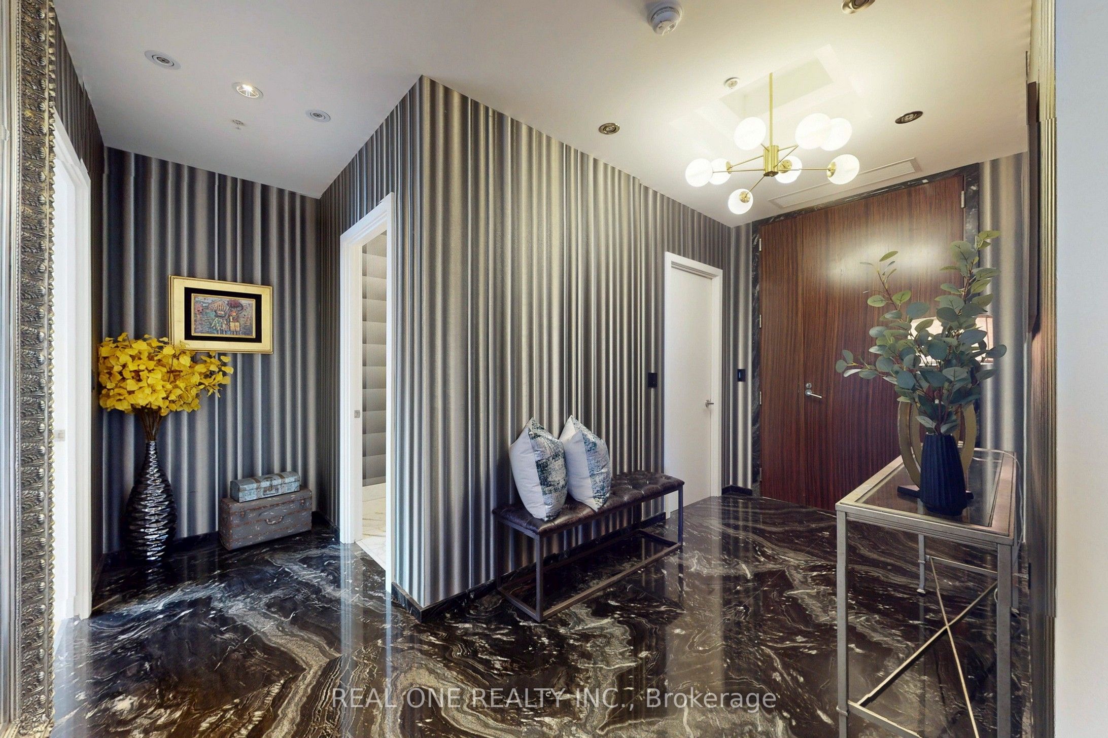 180 UNIVERSITY Avenue 6205