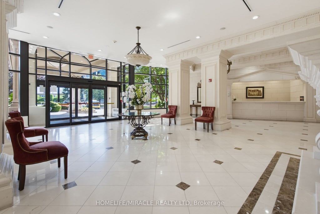 Photo of 9225 Jane Street #502, Vaughan, ON L6A 0J7 (MLS # N14119030)