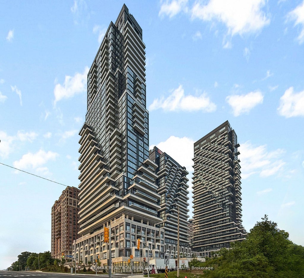 Photo of 10 INN ON THE PARK Drive #3104, Toronto, ON M3C 0P9 (MLS # C13572814)