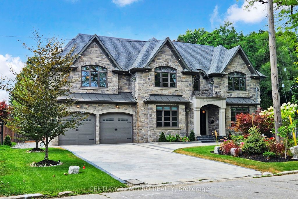 Photo of 36 Farrington Drive, Toronto, ON M2L 2B6 (MLS # C13467438)