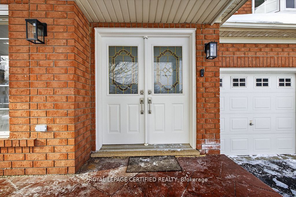 Photo of 10 Verona Drive, Brampton, ON L6P 1L2 (MLS # W12932226)