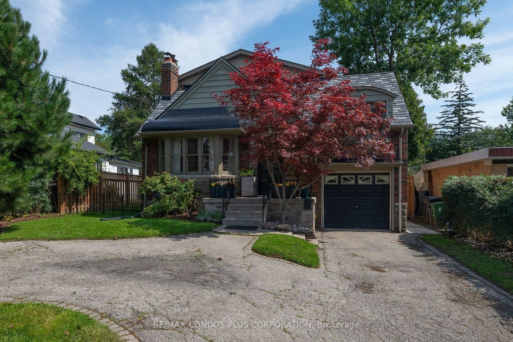 Photo of 11 Elton Crescent, Toronto, ON M8W 2X9 (MLS # W13751458)