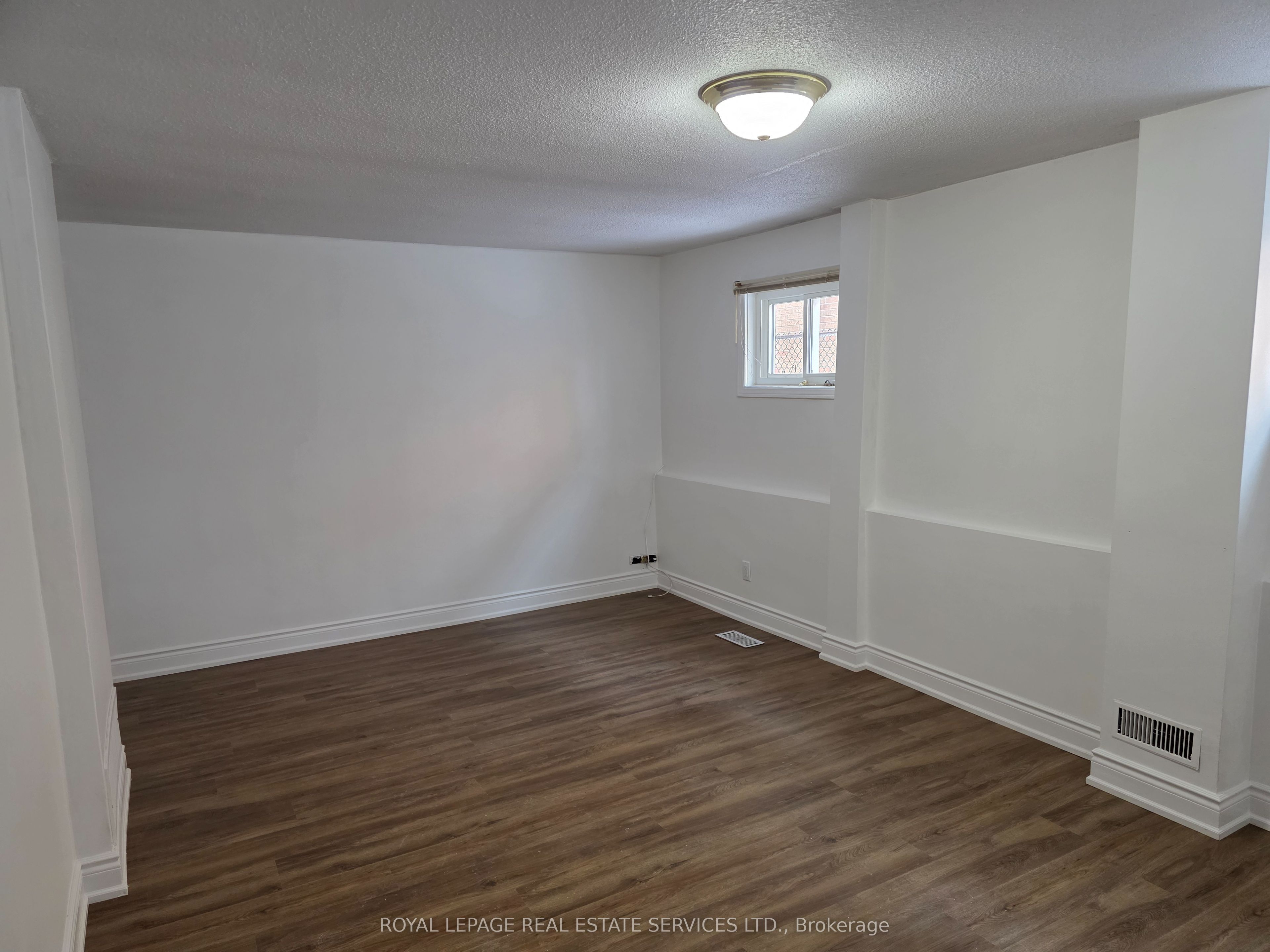 3257 Lednier Terrace Main/lower