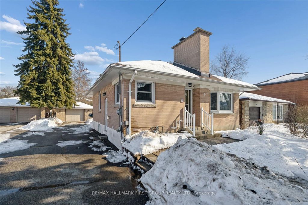 Photo of 23 Cedarview Drive, Toronto, ON M1C 2K5 (MLS # E12802304)