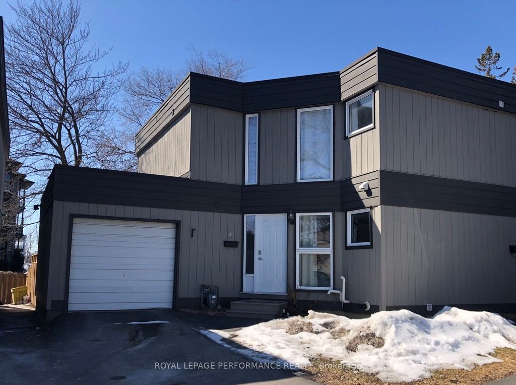 Photo of 42 Compata Way, Blackburn Hamlet, ON K1B 4W9 (MLS # X12881084)